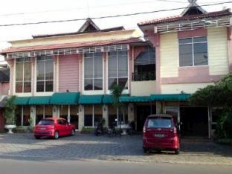 Hotel Margosuko Malang Exterior foto